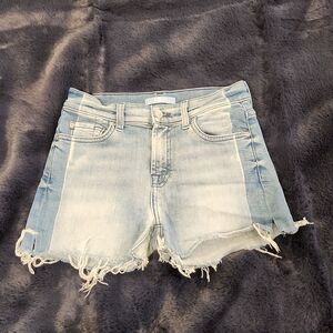Two Tone 7 for all mankind jean shorts size 26!